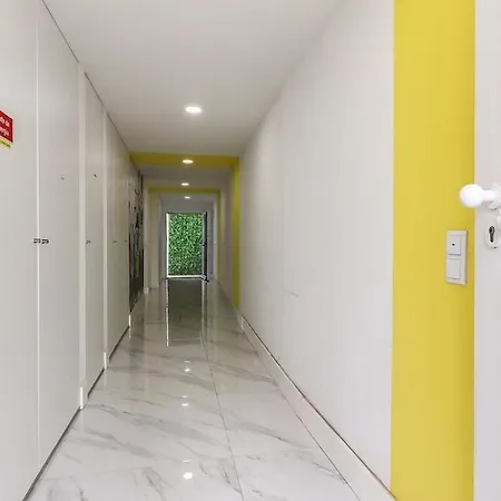 Appartement Liberdade Spacious Duplex With Ac