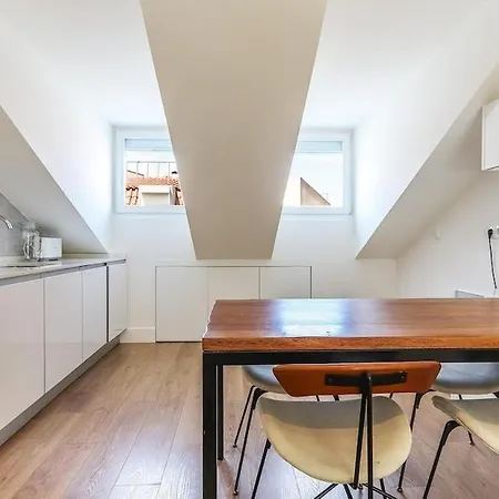 Liberdade Spacious Duplex With Ac *