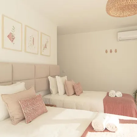 Liberdade Spacious Duplex With Ac *